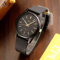 ساعت مچی مشکی طلایی کیو اند کیو مدل q&q vs12j005y