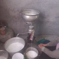 کره محلی با مشک درست شده