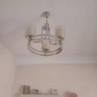 لوستر سه شاخه سالم و نو|لوستر و چراغ آویز|پردیس, فاز ۸|دیوار