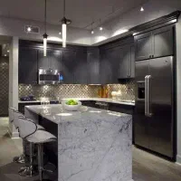 آپارتمان 195متری،سه خوابه،شهرک پرواز