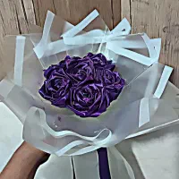 دسته گل پنج شاخه شاین دار مخصوص روز معلم