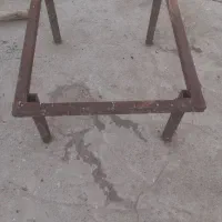 چهار پایه آهنی|صندلی و نیمکت|زاهدان, |دیوار