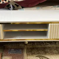 میز تلوزیون طلایی