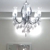لوستر وشمعدان