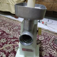یک دستگاه چرخ گوشت قدیمی ناسیونال|خردکن، آسیاب، غذاساز|تهران, تهران‌نو|دیوار
