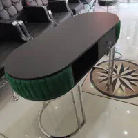 میز ناخن و صندلی