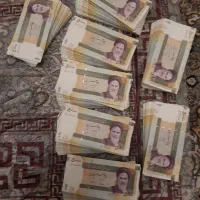 تعدادی اسکناس قدیمی جمهوری اسلامی ایران|کلکسیون سکه، تمبر، اسکناس|تهران, گیشا|دیوار