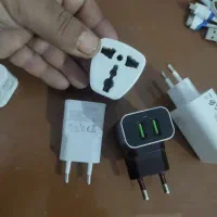 فروش تعدادی شارژر اصلی و کابل ولوازم دیگه|لوازم جانبی موبایل و تبلت|بومهن, |دیوار