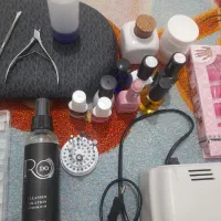 لوازم کاشت ناخن