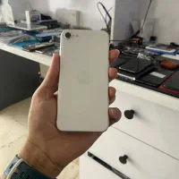 ایفون se 2020