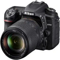 دوربین  Nikon d7500 به همراه لوازم جانبی