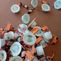 تعداد 30 عدد هالوژن بهترین کیفیت جنس الومینیوم