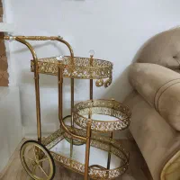 میز بار و ساعت ایستاده