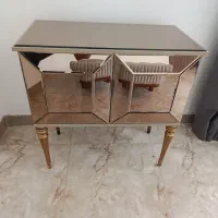 کنسول و آینه