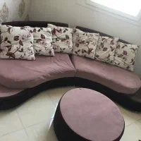 مبل راحتی به همراه میز عسلی