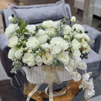 سبد گل مصنوعی مناسب خواستگاری و بله برون