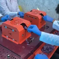 دستگاه گل پاک کن زعفران آریا منش