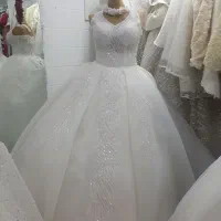 لباس عروس|لباس|بوئین زهرا, |دیوار