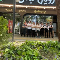 آشپز و کمک آشپز فستفود