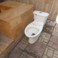 توالت فرنگی کارکرده