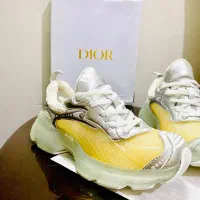 کتونی کریستین دیور Dior اورجینال  معاوضه|کیف، کفش، کمربند|تهران, شهرآرا|دیوار