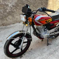 200 پرواز|موتورسیکلت|بروجن, |دیوار