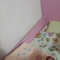 تخت کودک و نوجوان صورتی و سفید