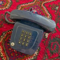 تلفن قدیمی|کلکسیون اشیاء عتیقه|ملکآباد, |دیوار