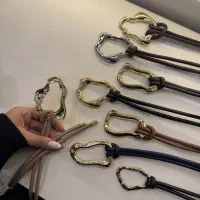 گره ای کمربند گره ای روی لباس