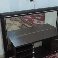 آینه ومیز تلویزیون