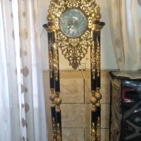 ساعت ایستاده با نور مخفی