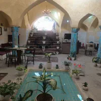 باریستا و سرایدار
