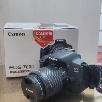 کنون 700D