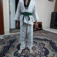 سه دست لباس تکواندو با هوگو و دستکش و ساق بند|تجهیزات ورزشی|مشهد, شهید آوینی|دیوار