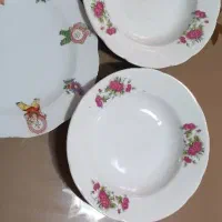 بشقاب چینی گل سرخی|ظروف سرو و پذیرایی|رشت, رشتیان|دیوار