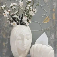 گل . گلدان.مجسمه حرفه‌ای