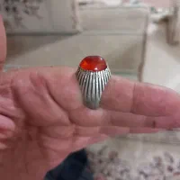 انگشتر قدیمی شیاری نگین یاقوت
