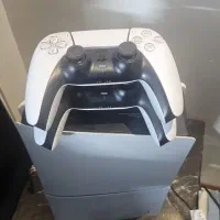 ps5 در حد نو ۲ دسته اروپا