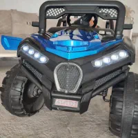 ماشین شارژی جیپ در حد نو