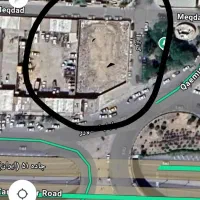 زمین بر میدان قائمیه