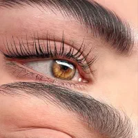 لیفت و لمینت مژه وابرو با تخفیف ویژه
