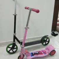 اسکوتر صورتی و اسکوتر حرفه ای