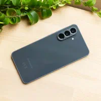 گوشی سامسونگ آ۵۶