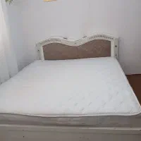 تخت و تشک
