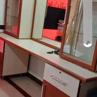بوفه چوبی آرایشگری زنانه