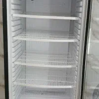 یخچال ایستاده کوکا کولای در حد نو