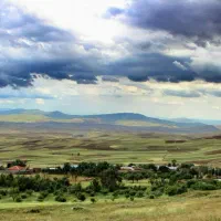 زمین داخل بافت، نقد و تهاتر