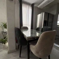 مبل و میز وسط و ۳ عسلی و میز ناهار خوری با ۴ صندلی