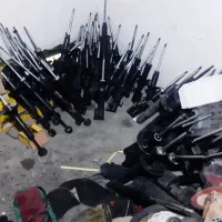 فروش انواع کمک فنر استوک با ضمانت|قطعات یدکی و لوازم جانبی|مشکیندشت, |دیوار