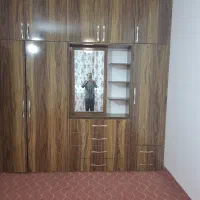 منزل مسکونی با یک باب مغازه مسکونی